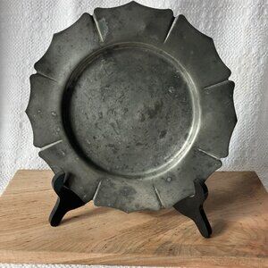 Vintage Old Colony Pewter Dinner Plate USA 10" JB-NY #411 Colonial Woman Mark